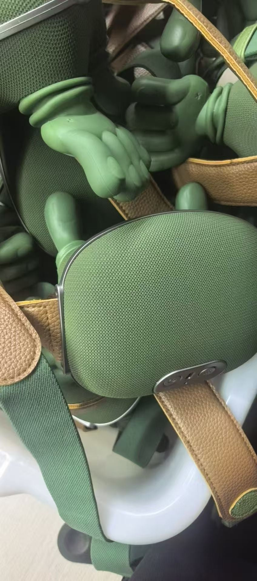 4D Humanoid Neck & Shoulder Massager with Heat Therapy